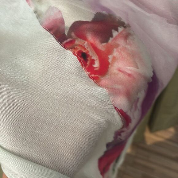 Ted Baker viscose/silk Floral Multicolor Shawl Wrap, 72x27 inches - Picture 4 of 10